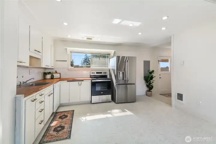 Room for a dining table or kitchen island!