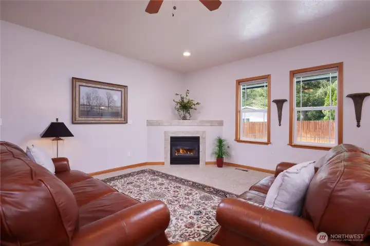 This space easily accommodates large furniture.