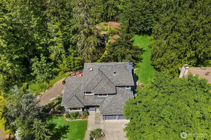 Great areal shows the property well.