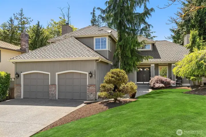 Stunning Harbor Heights home