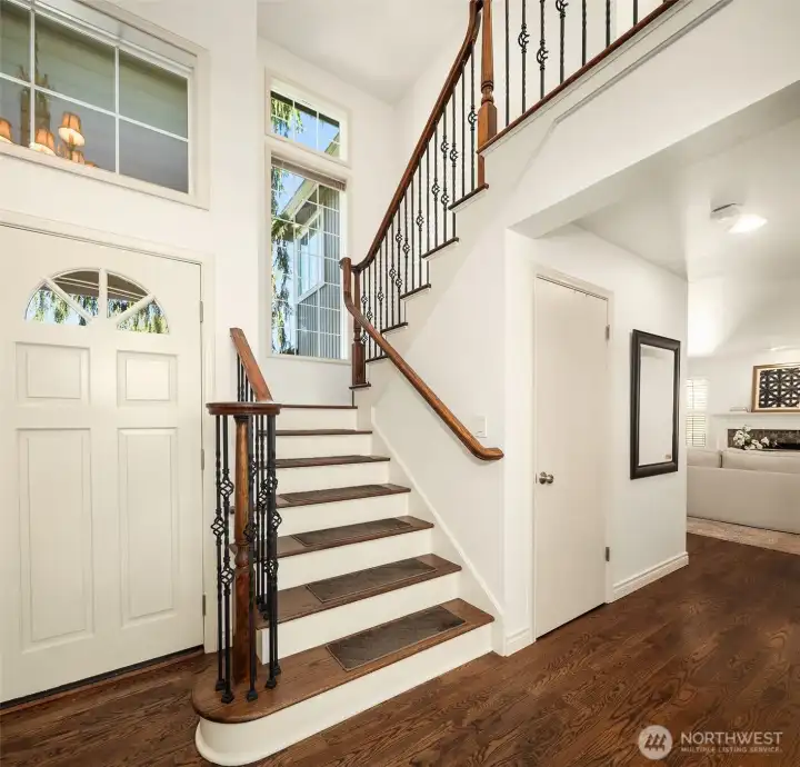 Lots of natural light fill this home. Beautiful oak floors.