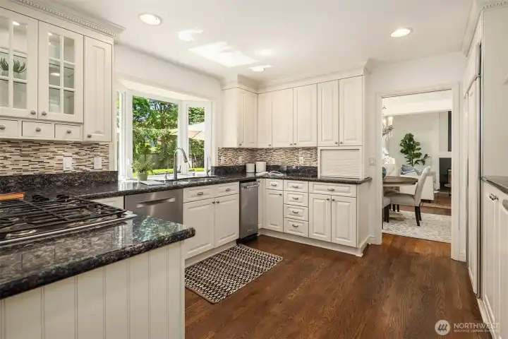 Dreamy kitchen - light and bright