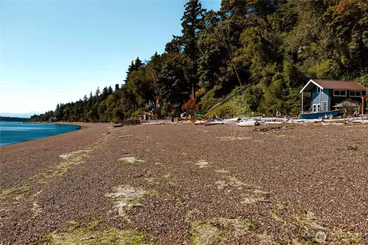 When the tide goes down, the beach seems to go on forever and transforms into the ultimate beach combing spot.