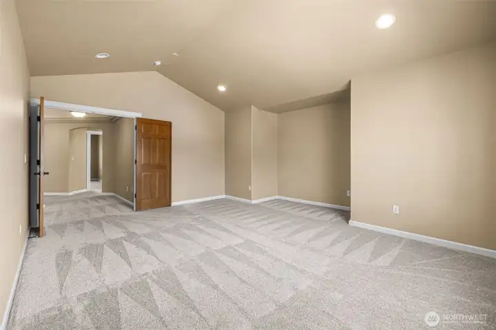Large Bonus room upstairs Large Bonus room upstairs