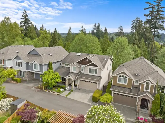 Located on a tree lines street & quiet cul-de-sac.