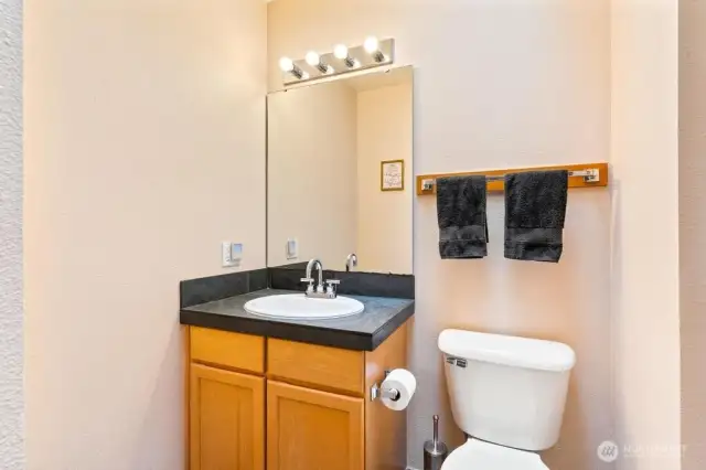 Guest full bath