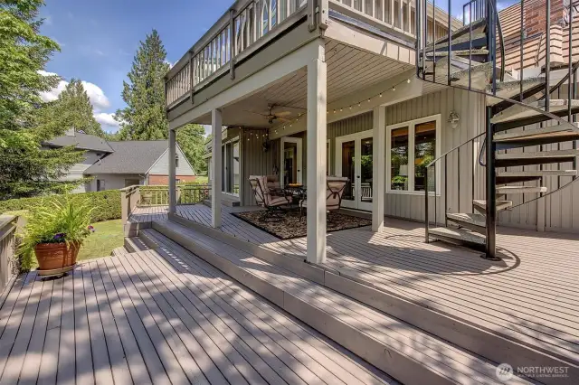 The deck is so large, it takes a few pictures to show it all. This is just one section. Note the stairway to the upper deck