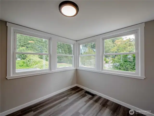 DINING AREA...PERFECT FOR ROUND TABLE