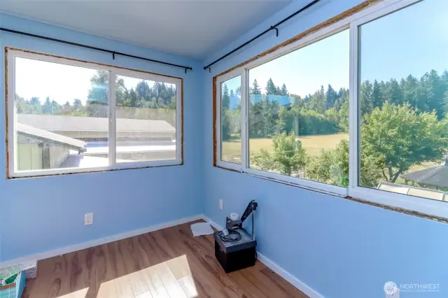 Upper level sun room