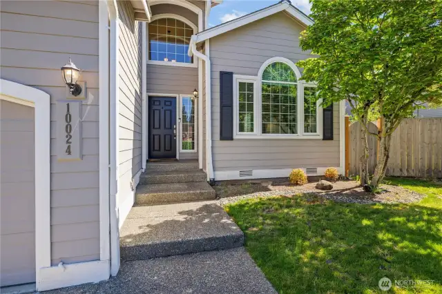 Enjoy peace of mind at this 4-bed, 2.5-bath home with newly installed solar panels, lifetime roof & gutters, and newer windows.