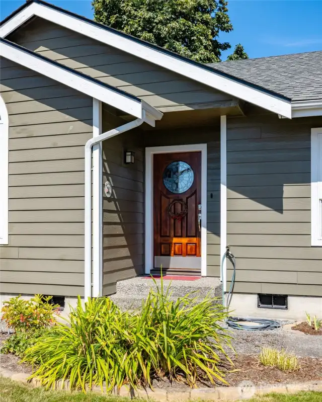 Welcome to 12988 Eagle Drive!