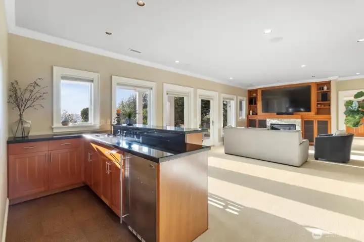 Wet Bar in Lower level Great Room