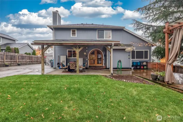 Just enough grass to be enjoyable without being difficult to maintain. Perfect!