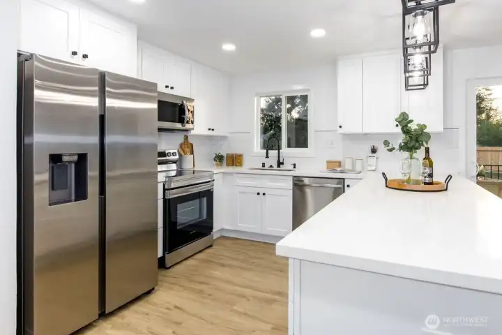 All new appliances and kitchen