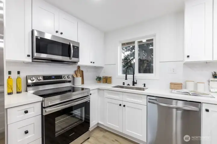 All new appliances and kitchen