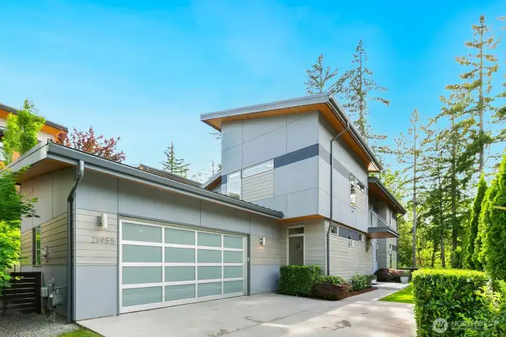 Private driveway up a lane, away from street traffic