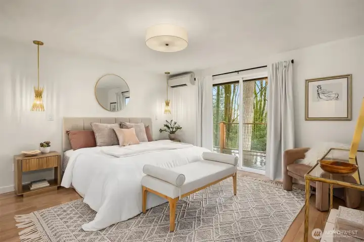 primary bedroom on main