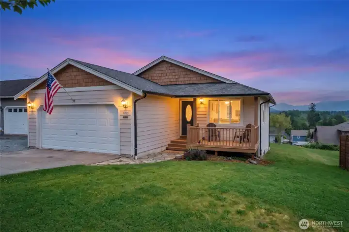 Beautiful 3 Bed 2 Bath Rambler with Big Views!