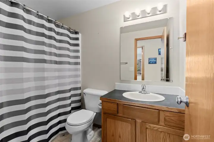 Full Guest Bathroom