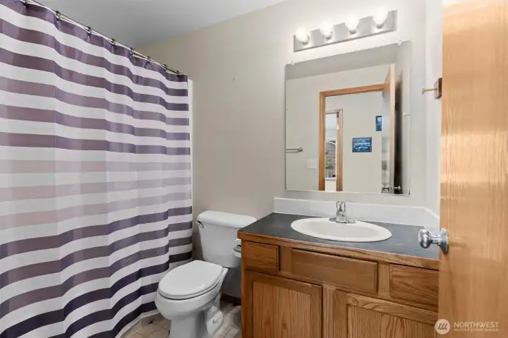 Full Guest Bathroom
