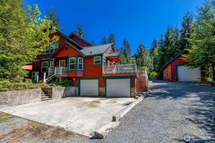 Welcome to your Lake Cavanaugh Estate. This is one of the few properties that have a private lake access and huge dock.