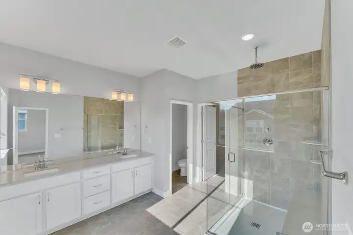 Primary bath