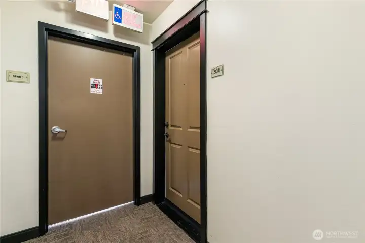 Elevator access takes you to your third floor unit with an optional 3rd floor heart healthy staircase. Elevator access takes you to your third floor unit with an optional 3rd floor heart healthy staircase.