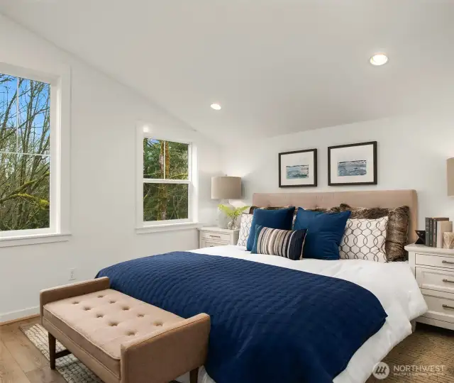Photos are of a furnished Daisy for demonstration purposes only. Surfaces and finishes may differ.