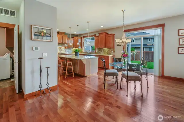 Kitchen nook provides space for more seats and additional Mtn. views!