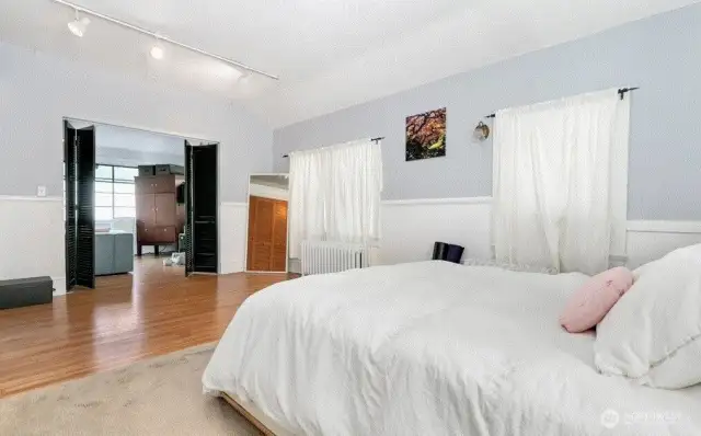 Unit 4 Previous Tenant