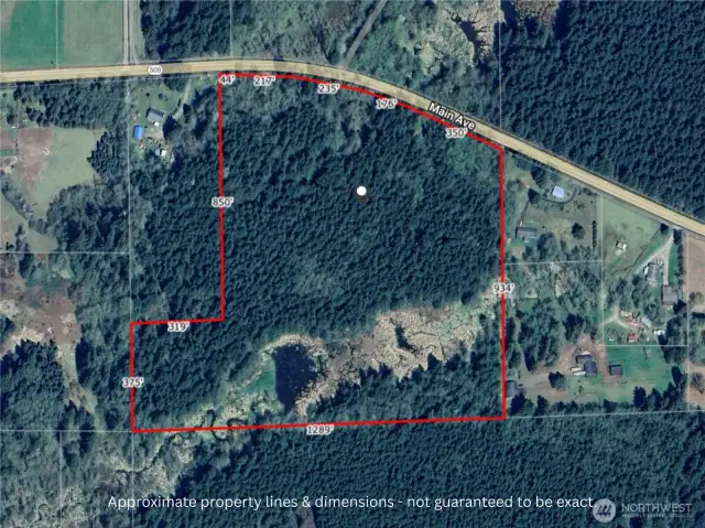 Approximate property lines and dimensions. Not guaranteed to be exact.