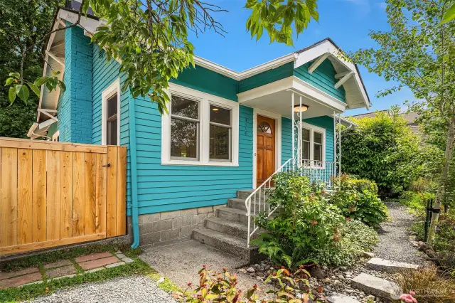 Craftsman in Wedgwood