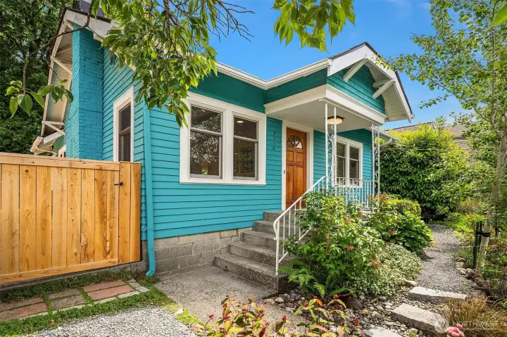 Craftsman in Wedgwood