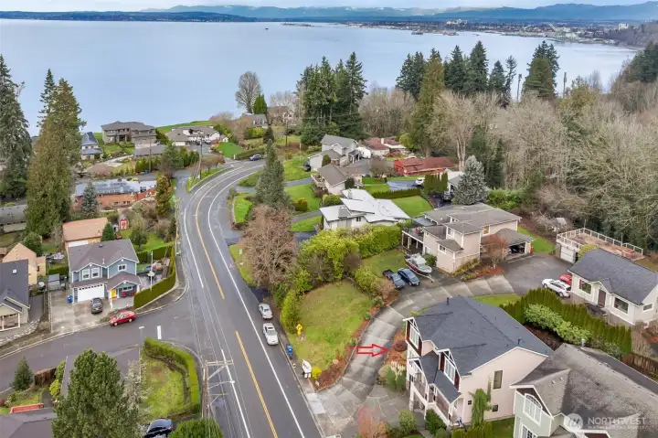 ARIAL VIEW W/RED ARROW FACING HOME