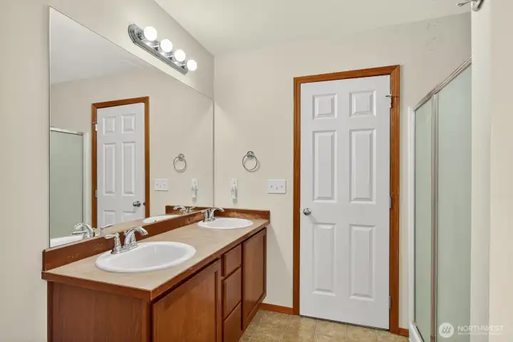 En suite Double vanity