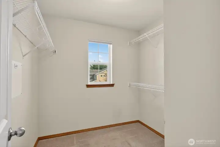 Primary bedroom Walk-in closet