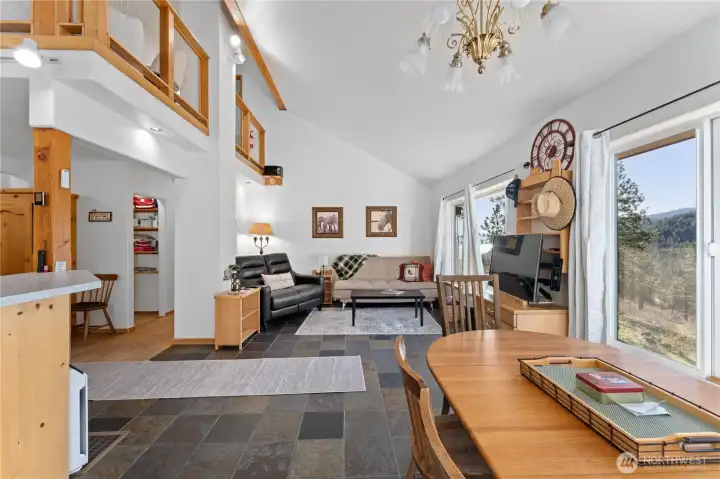 Spacious Dining/Living