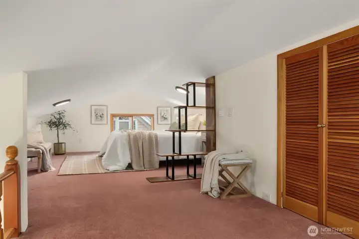 Upstairs bedroom/office.