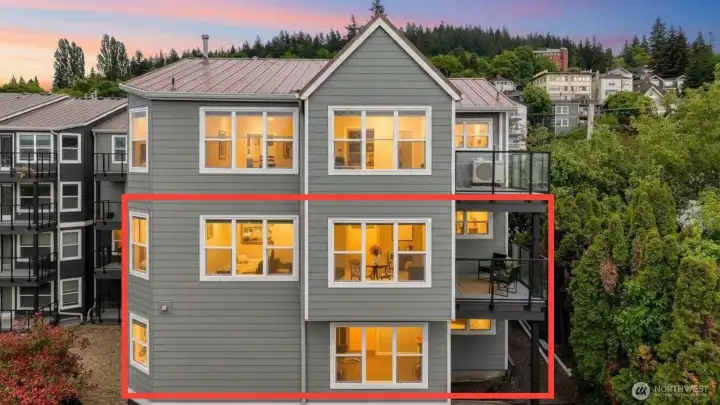 Only 2 units with NO SHARED WALLS in this duplex style building. The overall complex has 16 units.