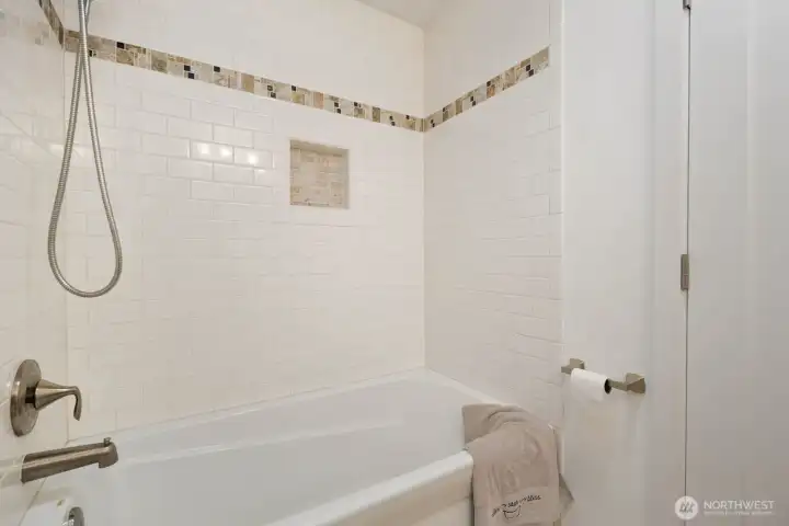 Full bath Full bath