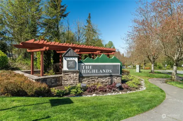 Welcome to the Highlands!  This lovely community features sidewalks and several parks.