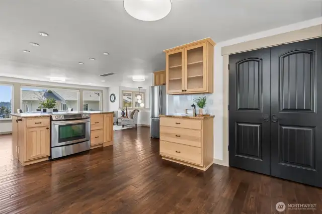 Open Kitchen