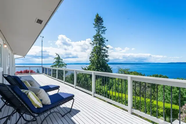 The large deck will never get old. On a clear day, this view of the Olympics is hard to beat.