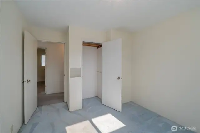 Brm 1  large closet