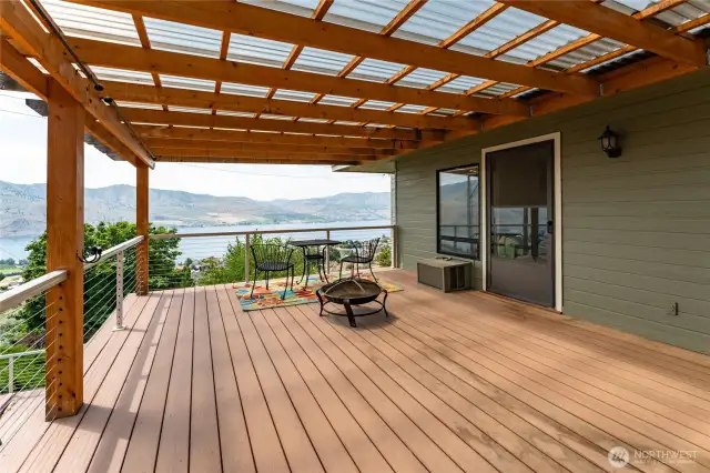 upper level covered deck