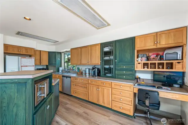 main floor kitchen
