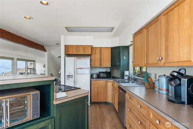 main floor kitchen