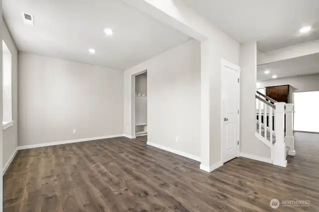 Walkthrough access to your kitchen from the formal dining room. Photos are for representational purposes only. Some colors and finishes may differ.