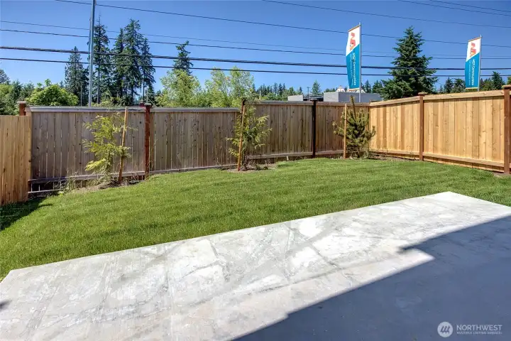 Large patio, fully landscaped