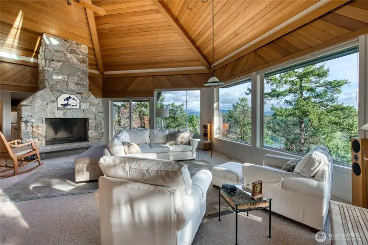 A large fireplace sets the stage as a warm gathering place.